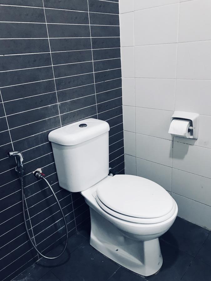 Palazio Service Apartment Джохор-Бару Экстерьер фото